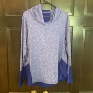 NWOT long sleeved LIVI (Lane Bryant) workout hoodie size 14/16